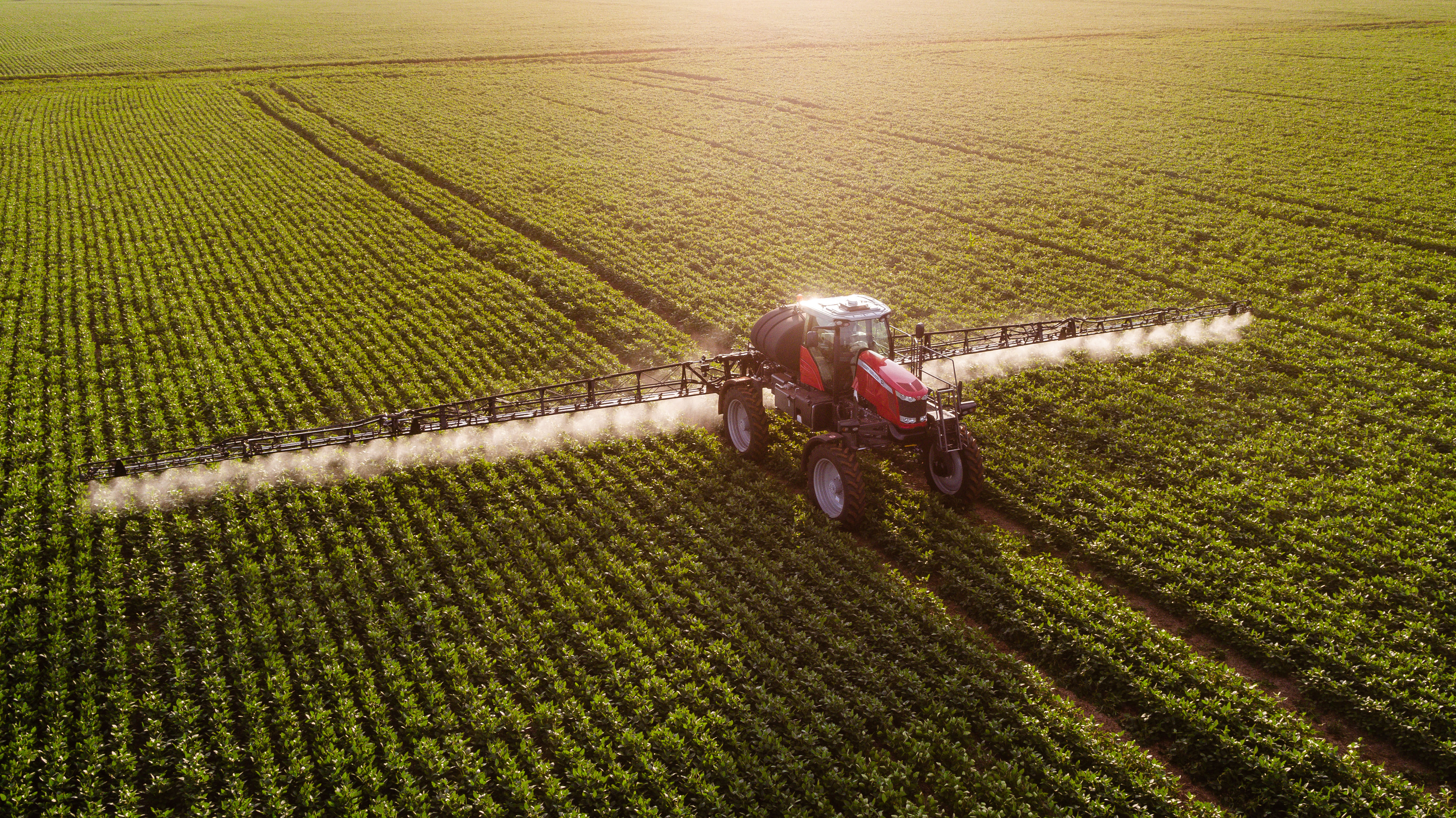 Venda de máquinas agrícolas sobe 35,1% em abril