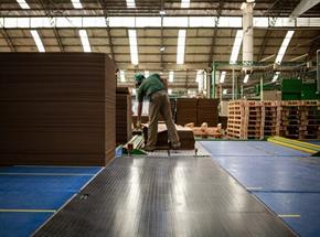 PIB do Brasil cresce 0,4% no 2º trimestre e afasta risco de recessão técnica