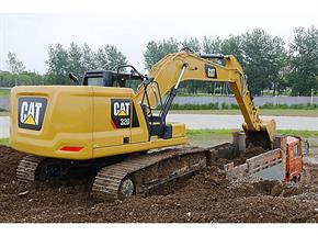 Cat apresenta nova linha de escavadeiras