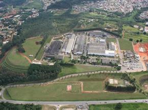 Komatsu celebra 45 anos de produção no Brasil