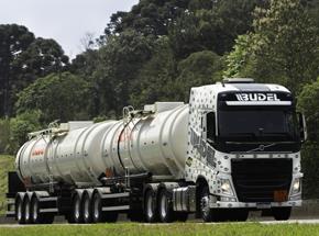 Budel Transportes conquista certificação de segurança viária