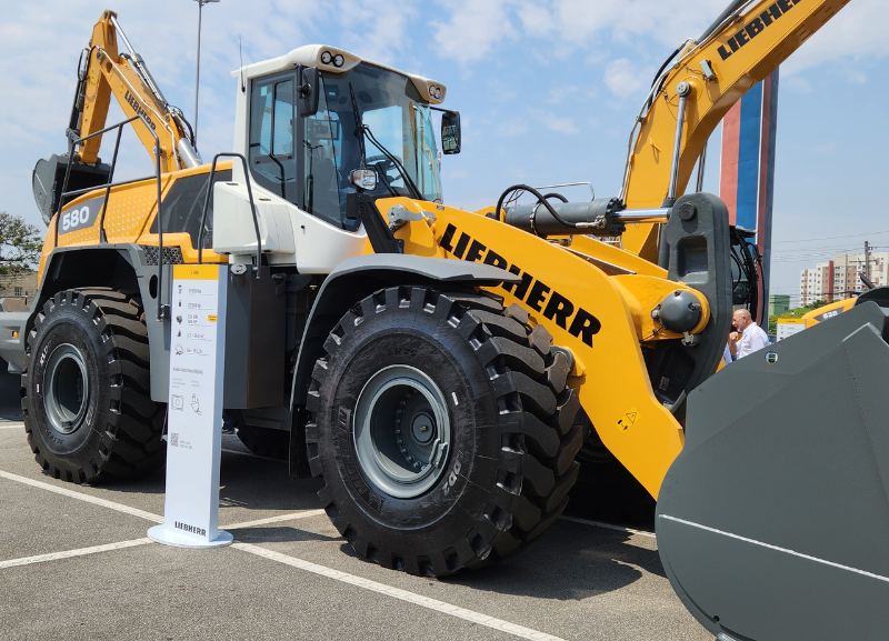 Liebherr apresenta novos equipamentos para o mercado brasileiro