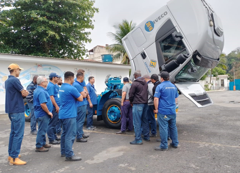 Iveco Academy completa um ano com mais de 1.600 pessoas treinadas