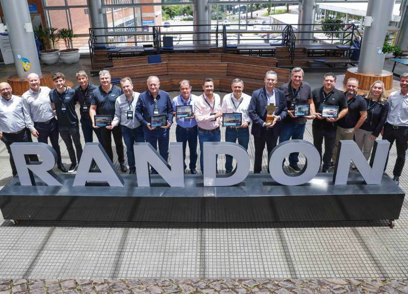 Randon promove encontro com rede de distribuidores