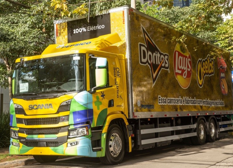 PepsiCo recebe primeiro Caminhão Elétrico Semipesado da Scania
