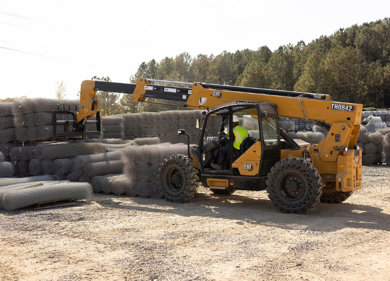 Caterpillar apresenta nova linha de manipuladores telescópicos