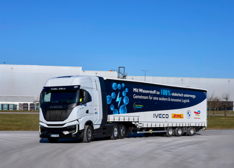 Iveco entrega unidades do S-eWay Fuel-Cell para a BMW