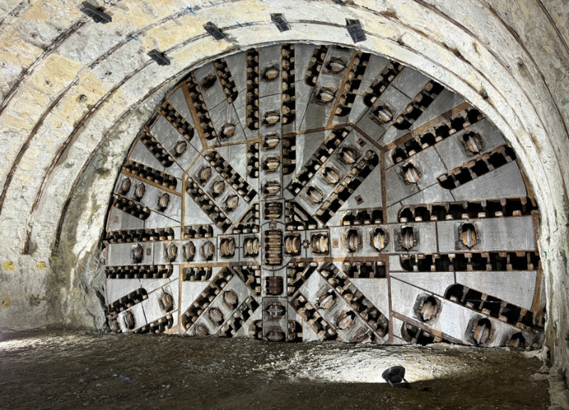 TBM da Robbins é utilizado em obras  no Japão com condições geológicas difíceis