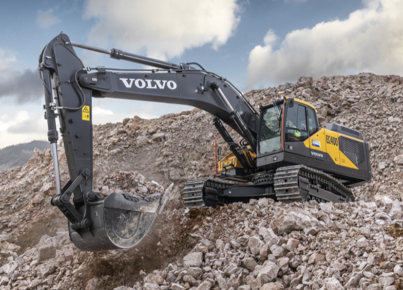 Volvo renova série de escavadeiras