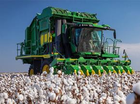 John Deere apresenta nova colhedora de algodão CP770