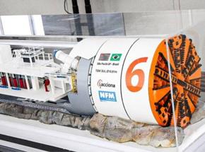 Tuneladoras seguem submersas em SP