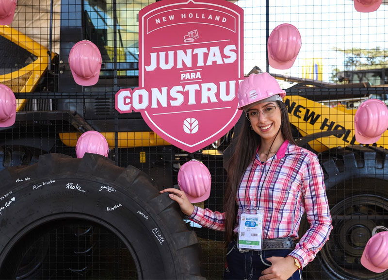Movimento Juntas para Construir abre inscrições para curso gratuito de operadora de retroescavadeira