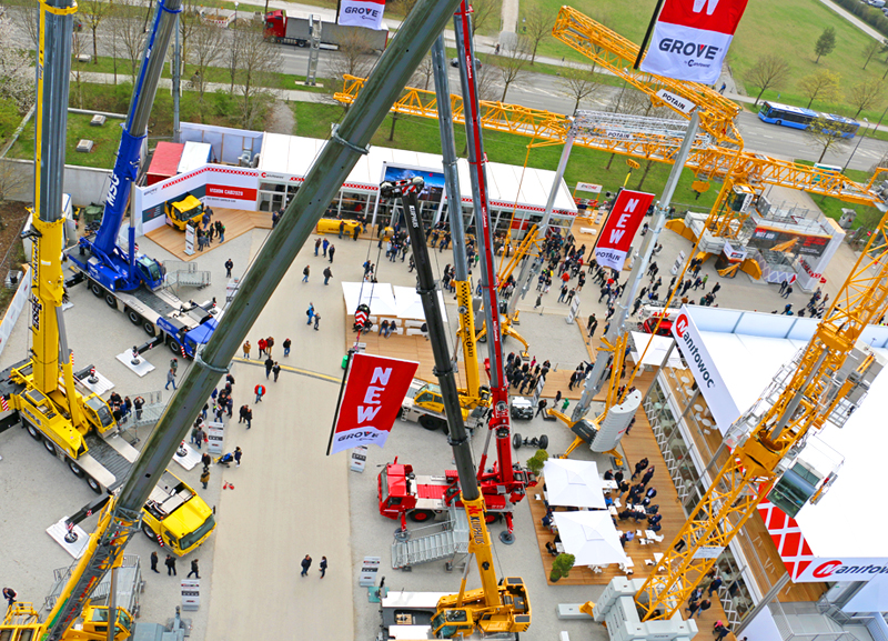 Manitowoc leva soluções de elevação à bauma 2022